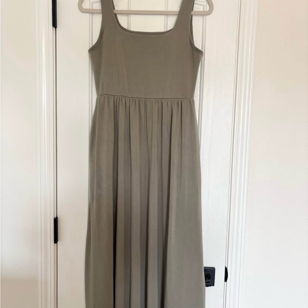 Neuflora Olive Midi Dress - Picture 8 of 8